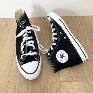 High Top Black Converse